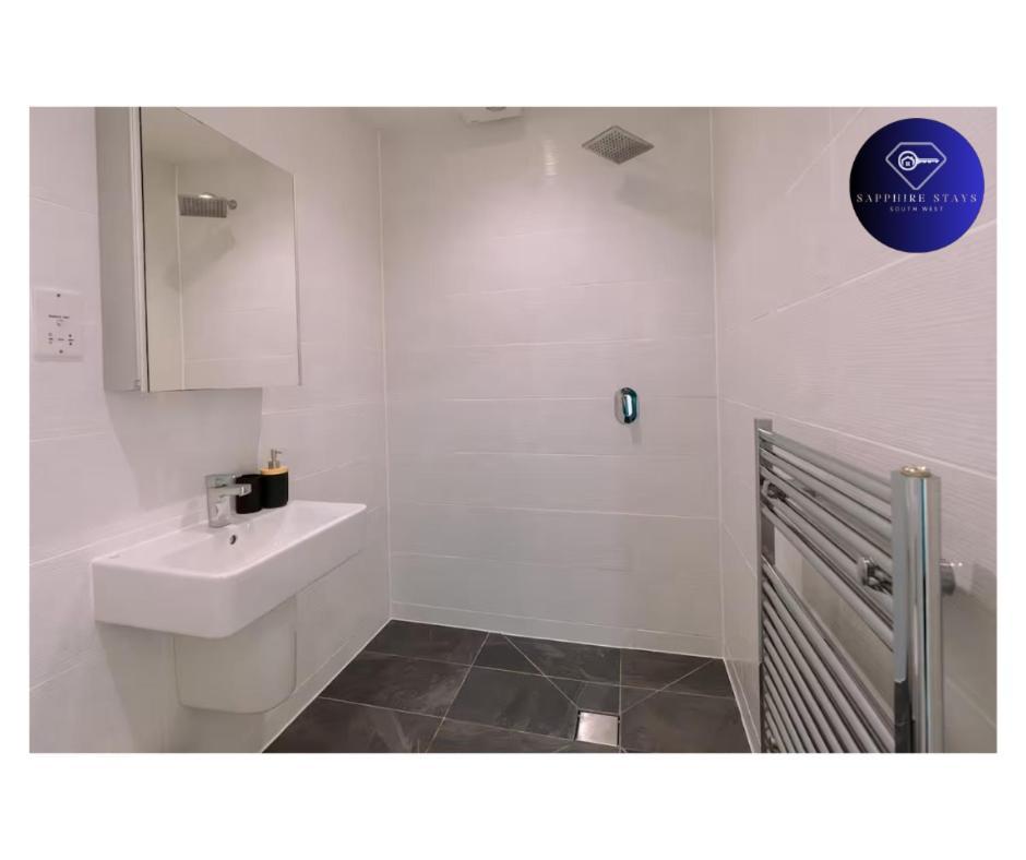 Modern City Centre Apartment Exeter Zewnętrze zdjęcie