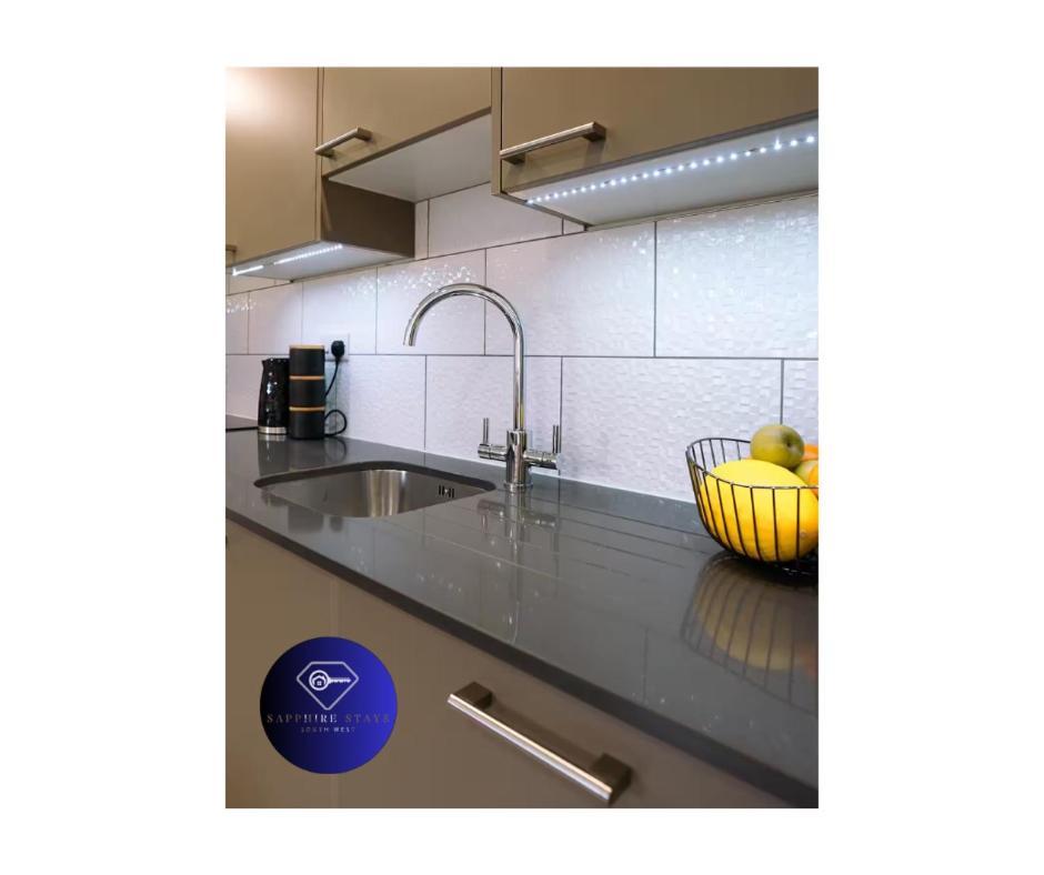 Modern City Centre Apartment Exeter Zewnętrze zdjęcie